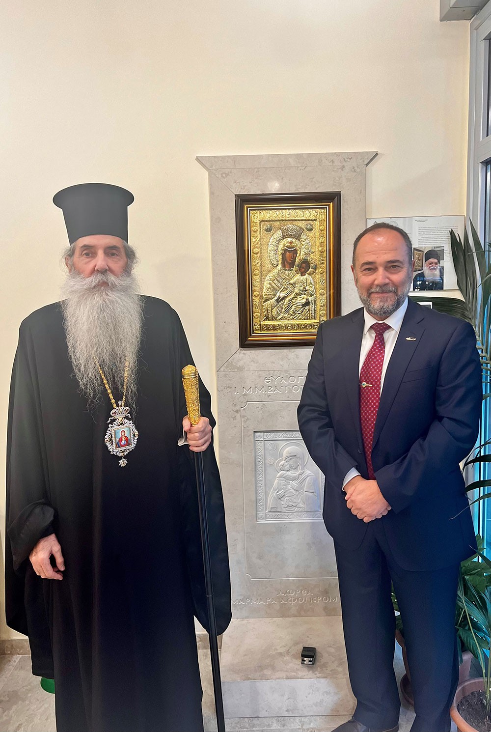Με τον Σεβασμιώτατο Μητροπολίτη Πειραιώς π. Σεραφείμ ξεκίνησε το φετινό ταξίδι της για 36η χρονιά η Σχολή Γονέων – Ανοικτό Πανεπιστήμιο Κατερίνης την Δευτέρα 14 Οκτωβρίου 2024 στο Συνεδριακό Κέντρο Κατερίνης. Το θέμα της εκδήλωσης ήταν: «Το απόλυτο υπαρξιακόν ερώτημα: Υπάρχει Θεός; Ποιος είναι;» Η εκδήλωση έγινε σε Συνδιοργάνωση με την Ι.Μ. Κίτρους Κατερίνης & Πλαταμώνος. 