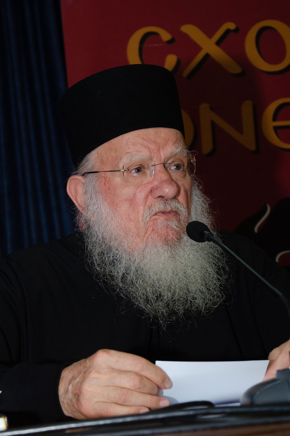 «Γνωριμία» με έναν Άγιο. Τον Άγιο Ιερώνυμο τον Σιμωνοπετρίτη είχαν την χαρά και την Ευλογία να γνωρίσουν οι φίλοι της Σχολής  Γονέων Κατερίνης την Δευτέρα 10-11-2025 μέσα από την ομιλία του ιερομονάχου π. Μύρωνος Σιμωνοπετρίτη ο οποίος με γλαφυρό τρόπο παρουσίασε την βιωτή του Οσίου Ιερώνυμου Σιμωνοπετρίτη, του Μικρασιάτη.