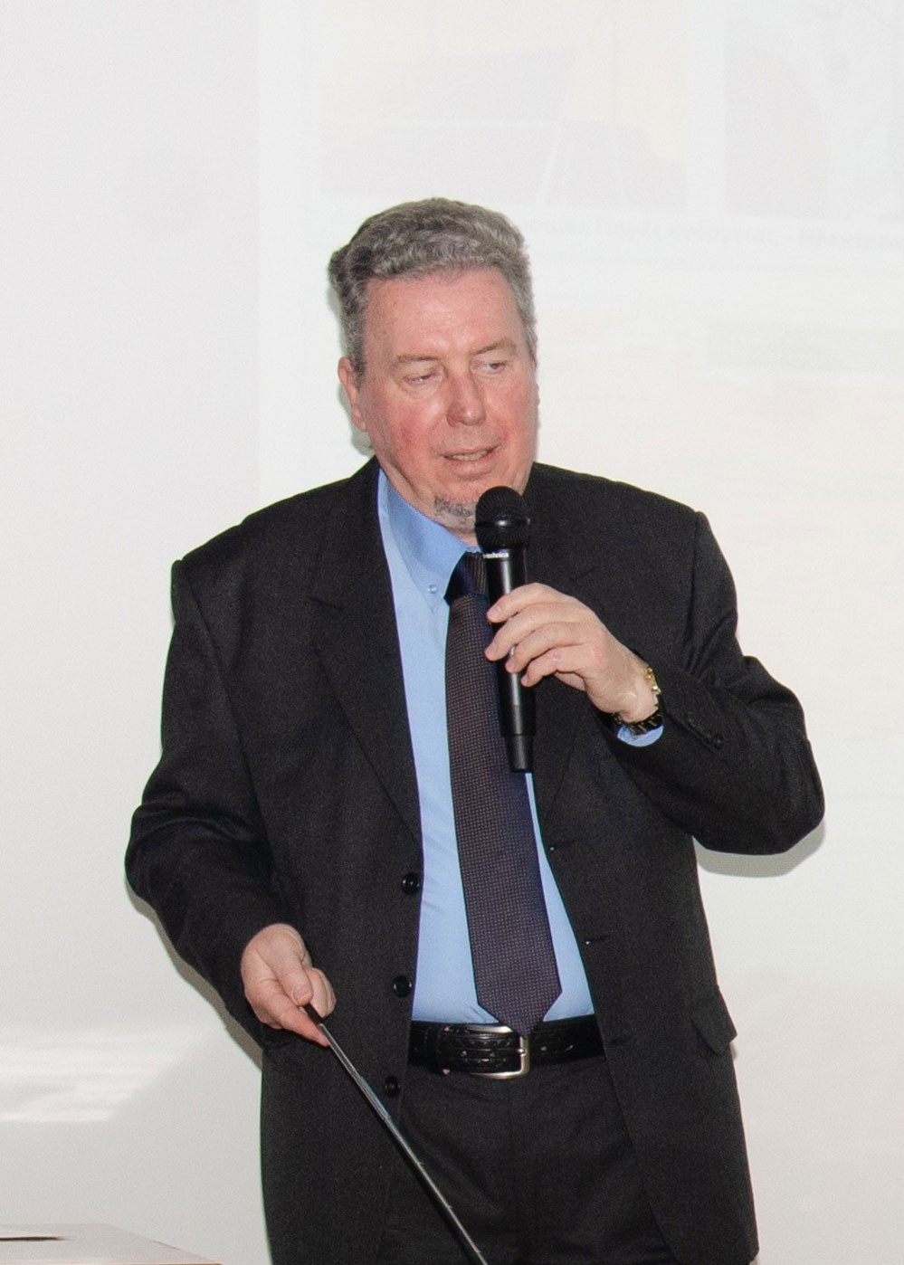 Για την κλιματική μεταβλητότητα  η οποία οφείλεται σε φυσικές αλλά και ανθρωπογενείς αιτίες μίλησε ο γεωπόνος με Μεταπτυχιακό στην Αειφορική Γεωργία και Υποψήφιος Διδάκτωρ Εδαφολογίας κ. Βασίλειος Έξαρχος με θέμα: «Υπάρχει κλιματική αλλαγή;» την Δευτέρα 16 Μαρτίου 2026 στο Ανοικτό Πανεπιστήμιο Κατερίνης. Η εκδήλωση πραγματοποιήθηκε σε Συνδιοργάνωση με την Δευτεροβάθμια Εκπαίδευση Πιερίας. 