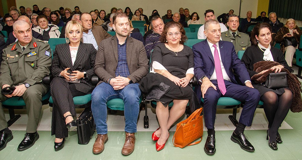 «H Οικουμενική Ακτινοβολία του Αγίου Όρους» ήταν το θέμα της εισήγησης του Πολιτικού Διοικητού του Αγίου Όρους, Επίτιμου Α.Γ.Ε.Σ. και πρώην Υπουργού Εθνικής Άμυνας κ. Αλκιβιάδη Στεφανή την Δευτέρα 2 Φεβρουαρίου 2026 στην Σχολή Γονέων – Ανοικτό Πανεπιστήμιο Κατερίνης. Η εκδήλωση έγινε σε Συνδιοργάνωση με το Κοινωφελές Ίδρυμα Αθανασίου & Μαρίνας Μαρτίνου.