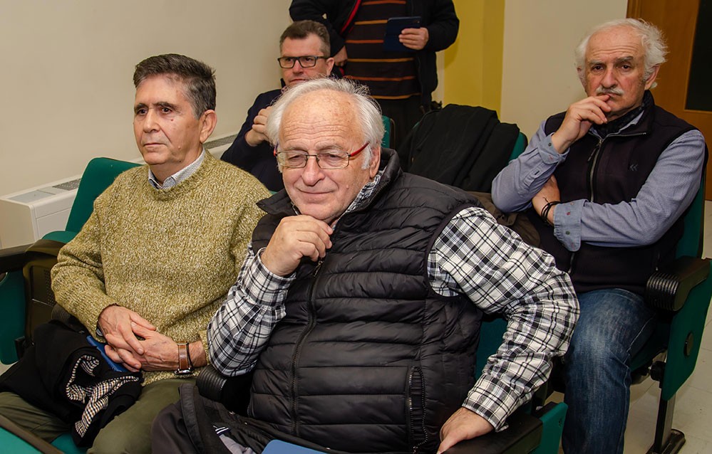 «H Οικουμενική Ακτινοβολία του Αγίου Όρους» ήταν το θέμα της εισήγησης του Πολιτικού Διοικητού του Αγίου Όρους, Επίτιμου Α.Γ.Ε.Σ. και πρώην Υπουργού Εθνικής Άμυνας κ. Αλκιβιάδη Στεφανή την Δευτέρα 2 Φεβρουαρίου 2026 στην Σχολή Γονέων – Ανοικτό Πανεπιστήμιο Κατερίνης. Η εκδήλωση έγινε σε Συνδιοργάνωση με το Κοινωφελές Ίδρυμα Αθανασίου & Μαρίνας Μαρτίνου.