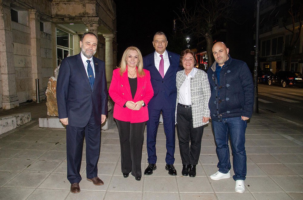 «H Οικουμενική Ακτινοβολία του Αγίου Όρους» ήταν το θέμα της εισήγησης του Πολιτικού Διοικητού του Αγίου Όρους, Επίτιμου Α.Γ.Ε.Σ. και πρώην Υπουργού Εθνικής Άμυνας κ. Αλκιβιάδη Στεφανή την Δευτέρα 2 Φεβρουαρίου 2026 στην Σχολή Γονέων – Ανοικτό Πανεπιστήμιο Κατερίνης. Η εκδήλωση έγινε σε Συνδιοργάνωση με το Κοινωφελές Ίδρυμα Αθανασίου & Μαρίνας Μαρτίνου.