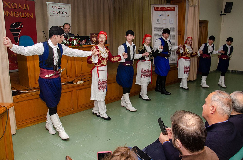 «Η διδασκαλία του μαθήματος των θρησκευτικών στην Ευρώπη» ήταν η εισήγηση του Δρ. Νομικής, Δρ. Θεολογίας, καθηγητή Εκκλησιαστικού Δικαίου Α.Π.Θ. κ. Δημήτριου Νικολακάκη την Δευτέρα 2 Μαρτίου 2026 στην Σχολή Γονέων – Ανοικτό Πανεπιστήμιο Κατερίνης. Η εκδήλωση πραγματοποιήθηκε σε Συνδιοργάνωση με το Πνευματικό Κέντρο της Ι.Μ. Κατερίνης «Ο Άγιος Φώτιος»