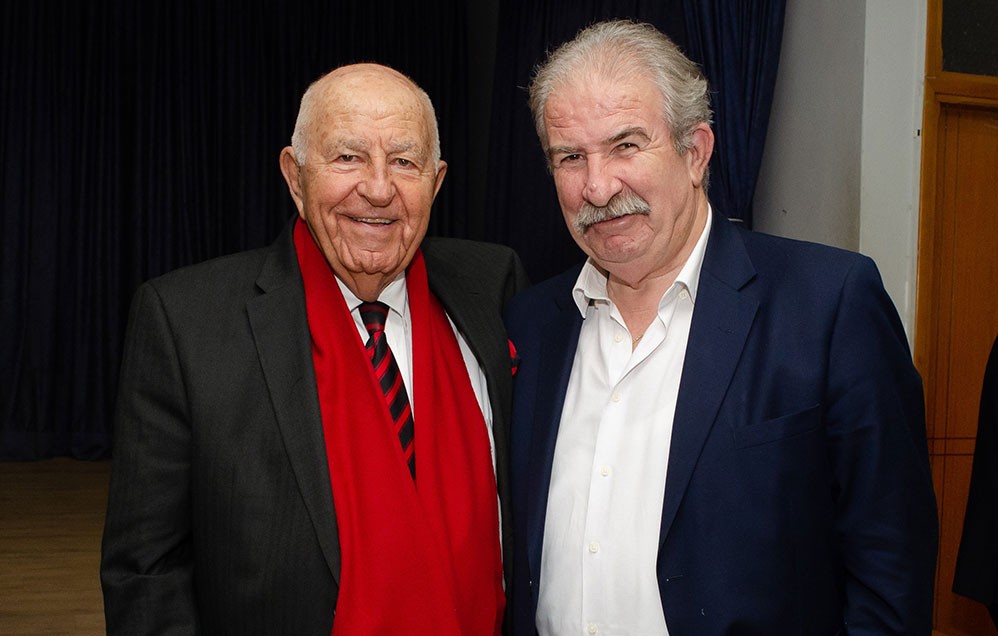 Αυλαία στις εκδηλώσεις της Σχολής Γονέων - Ανοικτό Πανεπιστήμιο Κατερίνης για την Ακαδημαϊκή χρονιά 2025-2026 με μια μοναδική ομιλία του πρώην Γερουσιαστή, πρώην Πρόεδρου της Βουλής του New Hamshire και Πρόεδρο της Ελληνοαμερικανικής Ένωσης Αθήνας κ. Κρίς Σπύρου και θέμα "Η ΜΑΚΕΔΟΝΙΑ ΜΑΣ". H εκδήλωση πραγματοποιήθηκε σε Συνδιοργάνωση με την Δευτεροβάθμια Εκπαίδευση Πιερίας 