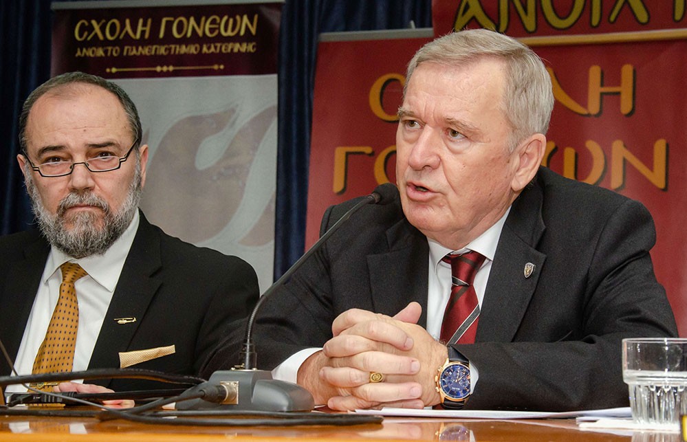 Συγκλόνισαν με τις προσωπικές τους μαρτυρίες για την Κρίση των Ιμίων ο Αντιναύαρχος Π.Ν. ε.α. Σπυρίδων Κονιδάρης και ο Υποναύαρχος Π.Ν. ε.α. Δημήτριος Τσαΐλάς την Δευτέρα 26 Ιανουαρίου 2026 στο αφιέρωμα της Σχολής Γονέων – Ανοικτό Πανεπιστήμιο Κατερίνης με αφορμή τα 30 χρόνια από την κρίση των Ιμίων η οποία κορυφώθηκε τις πρώτες πρωινές ώρες της 31ης Ιανουαρίου 1996, φέρνοντας Ελλάδα και Τουρκία στα πρόθυρα ένοπλης αντιπαράθεσης.  