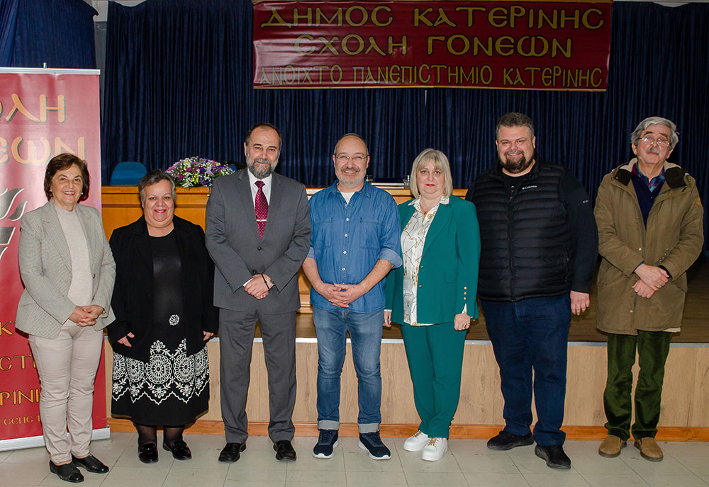Τα Άστρα!... Ζούμε σε ένα Σύμπαν γεμάτο Ήλιους!... Μόνον ο γαλαξίας μας περιέχει περίπου 200 δις!... Και στο Σύμπαν υπάρχουν περίπου 2 τρις γαλαξίες!... Άρα, συνολικά, στο Σύμπαν υπάρχουν περίπου 1 τρις τρισεκατομμύρια άστρα!... Τα άστρα γεννιούνται!…Από τι υλικό είναι φτιαγμένα? Είναι στ’ αλήθεια βόμβες υδρογόνου? Πως σχηματίζονται? Και πόσο διαρκεί η δημιουργία ενός άστρου? Όλα τα άστρα έχουν πλανήτες? Μπορούν να φιλοξενήσουν Ζωή?