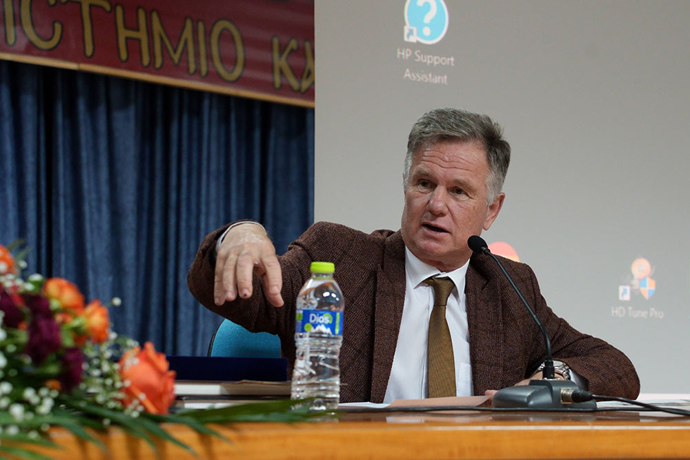 Μια ακόμη εκδήλωση ολοκληρώθηκε με επιτυχία την Δευτέρα 13-11-2023 στη Σχολή Γονέων – Ανοικτό Πανεπιστήμιο Κατερίνης στο Συνεδριακό Κέντρο Κατερίνης με επίσημους καλεσμένους ομιλητές τους: Ναύαρχο ε.α. Κοσμά Χρηστίδη και τον Αντιστράτηγο ε.α. Λάμπρο Τζούμη. Το θέμα της εκδήλωσης ήταν: «Ελληνοτουρκικές σχέσεις».  Η εκδήλωση έγινε σε Συνδιοργάνωση με το Ναυτικό Μουσείο Λιτοχώρου και την Opto Hellas Παπανικολάου.