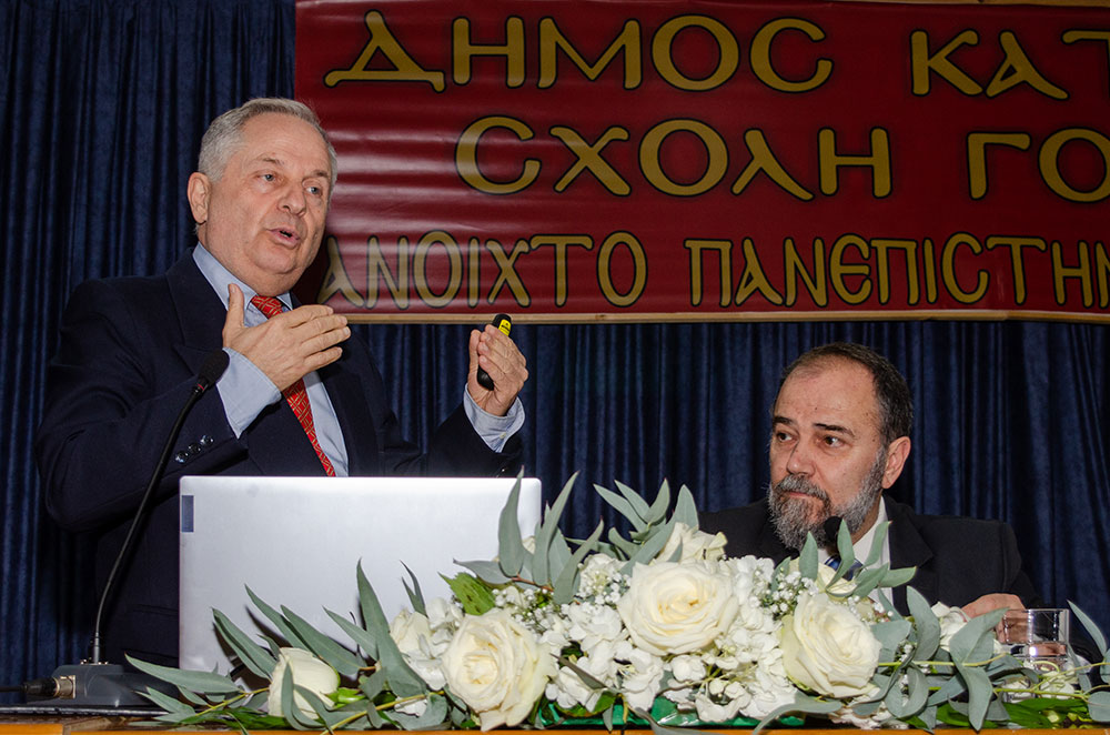 Την προτελευταία εκδήλωση ολοκλήρωσε με επιτυχία την Δευτέρα 26-02-2024 η Σχολή Γονέων – Ανοικτό Πανεπιστήμιο Κατερίνης στο Συνεδριακό Κέντρο Κατερίνης με καλεσμένο ομιλητή τον Υποναύαρχο ε.α. και ωκεανογράφο - μετεωρολόγο κ. Συμεών Κωνσταντινίδη. Το θέμα που αναπτύχθηκε ήταν: «Η Τούρκικη βάση στην Ανταρκτική». Η εκδήλωση έγινε σε Συνδιοργάνωση με το με τον Ελληνικό Σύνδεσμο Ναυτικής Αεροπορίας.