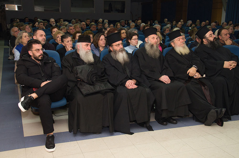 Από την συγκλονιστική κατάθεση ψυχής του π. Πέτρου Ζώη για τον γέροντα του, μακαριστό π. Εφραίμ Αριζονίτη στην Σχολή Γονέων Κατερίνης 2-12-2024