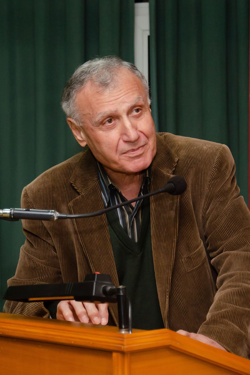 Το θέμα της εξαιρετικής &nbsp;ομιλίας την Δευτέρα 1-12-2025 του κ. Παπαπροδρόμου ήταν: «Η οικονομική διάσταση του κυβερνοεγκλήματος». &nbsp;Θέμα τεράστιο και με πολλές διαστάσεις πέραν της οικονομικής. Η εκδήλωση έγινε σε Συνδιοργάνωση με την Διεύθυνση Αστυνομίας Πιερίας.