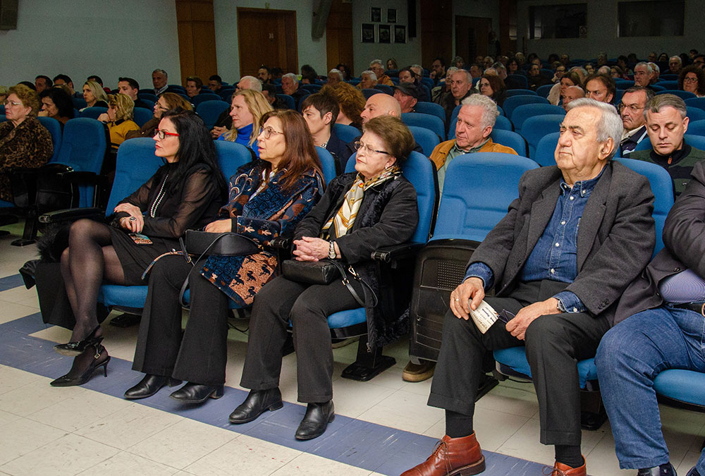 Για την κλιματική μεταβλητότητα  η οποία οφείλεται σε φυσικές αλλά και ανθρωπογενείς αιτίες μίλησε ο γεωπόνος με Μεταπτυχιακό στην Αειφορική Γεωργία και Υποψήφιος Διδάκτωρ Εδαφολογίας κ. Βασίλειος Έξαρχος με θέμα: «Υπάρχει κλιματική αλλαγή;» την Δευτέρα 16 Μαρτίου 2026 στο Ανοικτό Πανεπιστήμιο Κατερίνης. Η εκδήλωση πραγματοποιήθηκε σε Συνδιοργάνωση με την Δευτεροβάθμια Εκπαίδευση Πιερίας. 