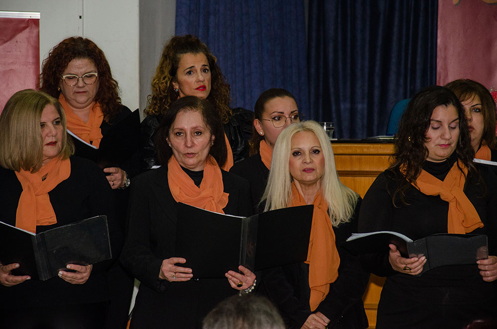 Η κ.  Μαρία Γκόσμα, μαία και συγγραφέας ήταν η επίσημη ομιλήτρια την Δευτέρα 17-11-2025 στην Σχολή Γονέων Κατερίνης με θέμα: «Δημιουργία Ζωής» και περιέγραψε -ολιστικά- την βιολογική και ψυχοπνευματική μας ανάπτυξη και εξέλιξη κατά την ενδομήτρια ζωή μας, με απλό και  κατανοητό τρόπο. 
