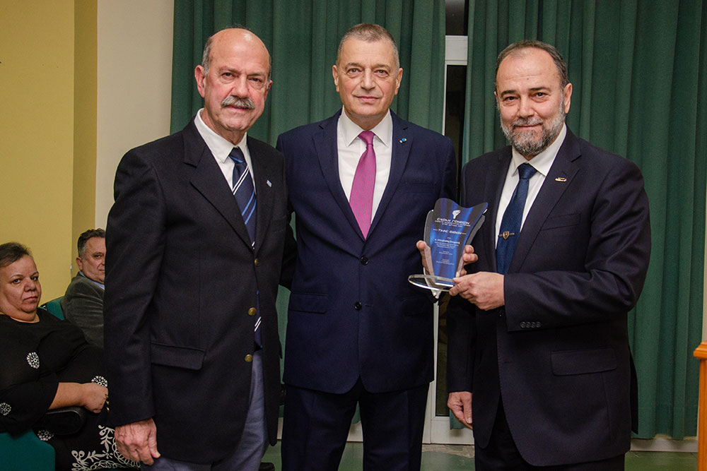 «H Οικουμενική Ακτινοβολία του Αγίου Όρους» ήταν το θέμα της εισήγησης του Πολιτικού Διοικητού του Αγίου Όρους, Επίτιμου Α.Γ.Ε.Σ. και πρώην Υπουργού Εθνικής Άμυνας κ. Αλκιβιάδη Στεφανή την Δευτέρα 2 Φεβρουαρίου 2026 στην Σχολή Γονέων – Ανοικτό Πανεπιστήμιο Κατερίνης. Η εκδήλωση έγινε σε Συνδιοργάνωση με το Κοινωφελές Ίδρυμα Αθανασίου & Μαρίνας Μαρτίνου.
