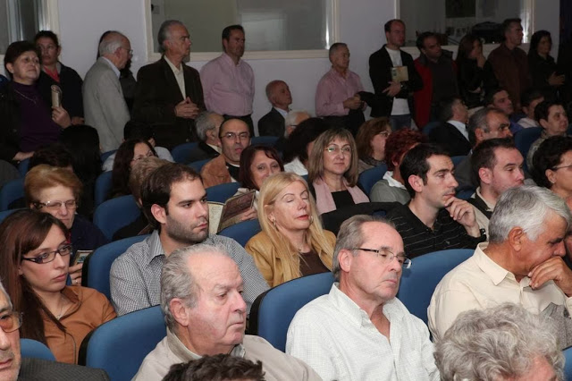 Ακολούθησε η ομιλία του Σεβασμιωτάτου κ.κ. Σεραφείμ με θέμα "Τεκτονισμός-Μασονία. Η αποκρυφιστική και παγανιστική λατρεία του Εωσφόρου" . Χωρίς να αναφέρεται σε πρόσωπα ο ομιλητής, διότι είναι εικόνες Θεού, καταθέτει και καταγγέλλει το σύστημα χωρίς μισαλλοδοξία και εχθρικό λόγο.