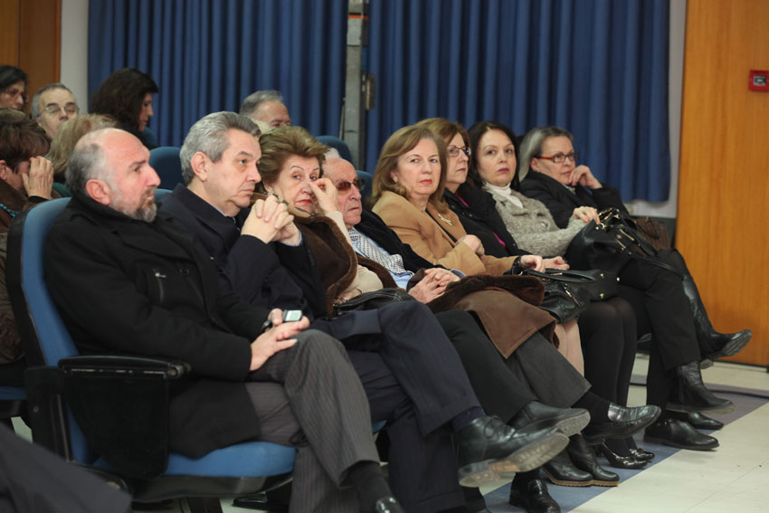 Η κοινωνιολόγος Χαρούλα Πιπεροπούλου και η Ψυχολόγος Ιωάννα Ευαγγελοπούλου στελέχη του κέντρου Κακοποιημένων γυναικών Πιερίας με αφορμή της παγκόσμια ημέρα της γυναίκας την 8η Μαρτίου παρουσίασαν σε συνεργασία με το Λύκειο Ελληνίδων Κατερίνης αναλυτικά στατιστικά στοιχεία από την Παγκόσμια βιβλιογραφία αλλά και σέ Εθνικό και τοπικό επίπεδο, με βάση την εμπειρία τους