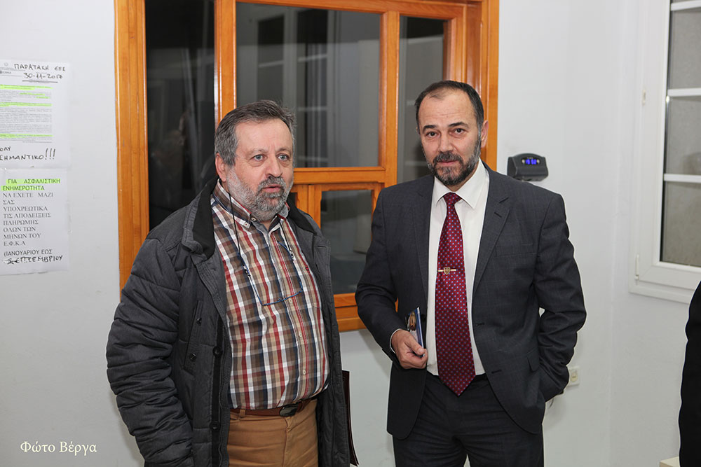 Με αμείωτο το ενδιαφέρον του κοινού μέχρι το τέλος πραγματοποιήθηκε τη Δευτέρα 6 Νοεμβρίου 2017 η δεύτερη εκδήλωση της Σχολής Γονέων Κατερίνης για τη φετινή χρονιά 2017-2018 στο Συνεδριακό Κέντρο ΕΚΑΒΗ Κατερίνης. Ομιλητής της εκδήλωσης ήταν ο κ. Θεοφάνης Μαλκίδης, Δρ. Κοινωνικών και Πολιτικών Επιστημών και το θέμα της ομιλίας του ήταν "Ζητείται ηγέτης...Η περίπτωση Καποδίστρια".