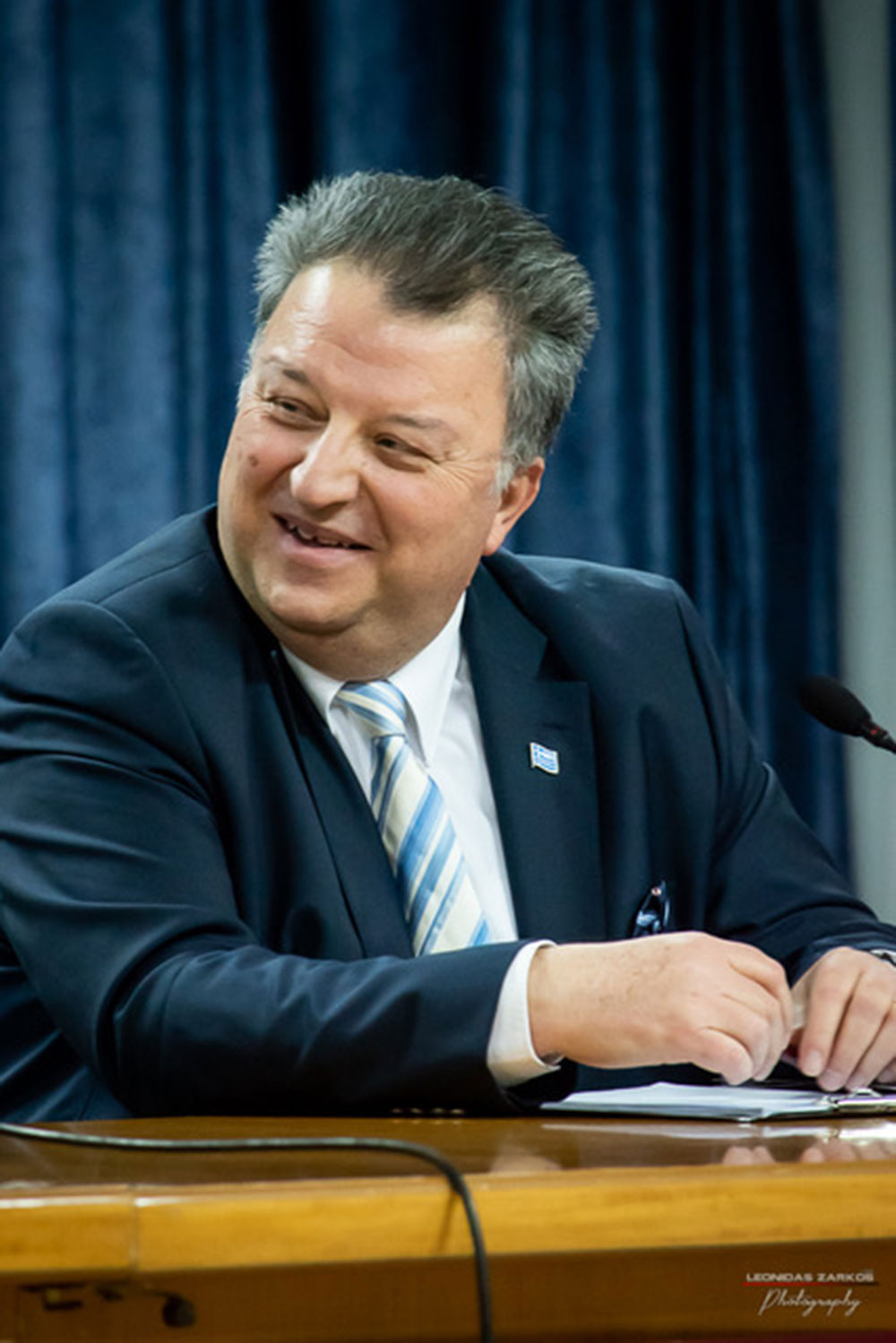 Με μεγάλη επιτυχία και πλήρη αποδοχή του κόσμου πραγματοποιήθηκε&nbsp; μια ενδιαφέρουσα&nbsp; ομιλία σήμερα στις 25 Φεβρουαρίου 2019&nbsp; με επίσημο καλεσμένο κ. Νίκο Λυγερό στη Σχολή Γονέων-Ανοιχτό Πανεπιστήμιο Κατερίνης. Ο κος Νίκος Λυγερός είναι καθηγητής, ερευνητής&nbsp; μα κυρίως στρατηγικός &nbsp;αναλυτής. Στο Συνεδριακό Κέντρο της Κατερίνης&nbsp; παρουσιάστηκε&nbsp; διάλεξη με θέμα "Στρατηγική Έξυπνη Ιστορία"&nbsp; και στην εκδήλωση&nbsp; συνδιοργανωτής &nbsp;ήταν το Κέντρο Ξένων Γλωσσών Κλιγγοπούλου Ρεβέκκα.