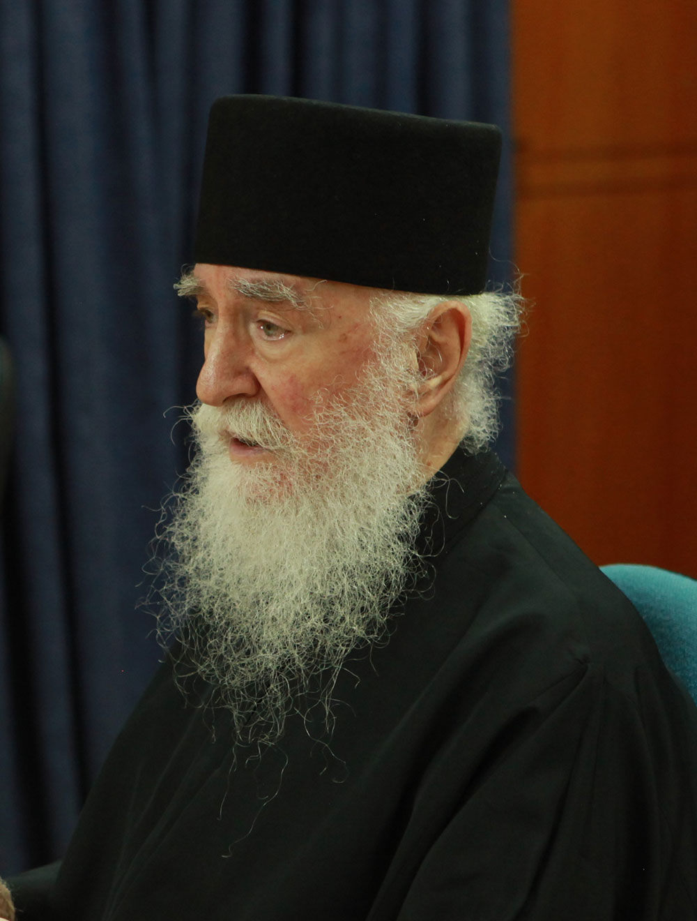 Την Δευτέρα 12 Δεκεμβρίου 2022 η Σχολή Γονέων - Ανοικτό Πανεπιστήμιο Κατερίνης είχε την ιδιαίτερη χαρά να φιλοξενεί τον Ιερομόναχο π. Νίκωνα, γέροντα του Ιερού Κελίου 12 Αποστόλων στην Ξενοφωντινή Σκήτη του Αγίου Όρους με το ενδιαφέρον θέμα «Οι αισθήσεις των αγίων». Συνδιοργανωτής ήταν ο Ιεραποστολικός Σύλλογος ΚΥΡΙΑΚΗ. Στην έναρξη της εκδήλωσης ακούστηκαν τραγούδια από την Χορωδία του Πολιτιστικού Συλλόγου "ΜΑΚΕΔΟΝΙΑ" και το Μουσικό Εργαστήρι ΟΛΥΜΠΟΥ υπό την διεύθυνση του μαέστρου Νικολάου Πατρή.