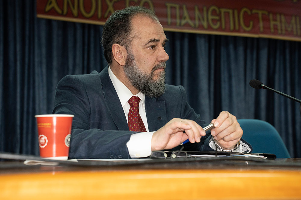 Με την τελευταία εκδήλωση της για την Ακαδημαϊκή χρονιά 2022-2023 και με αφορμή τα 202 χρόνια από τον μαρτυρικό θάνατο του Εθνοιερομάρτυρος Γρηγορίου του Ε’ Ολοκλήρωσε η Σχολή Γονέων – Ανοικτό Πανεπιστήμιο Κατερίνης το μεγάλο αφιέρωμα της στα 200 χρόνια από την Εθνική μας Παλιγγενεσία με συνολικά 12 εκδηλώσεις της. Επίσημος ομιλητής και καλεσμένος την Δευτέρα 20 Μαρτίου 2023 στις 19:00 ήταν ο Διδάσκων στο Ιόνιο Πανεπιστήμιο  Δρ. Δημήτριος Μεταλληνός.