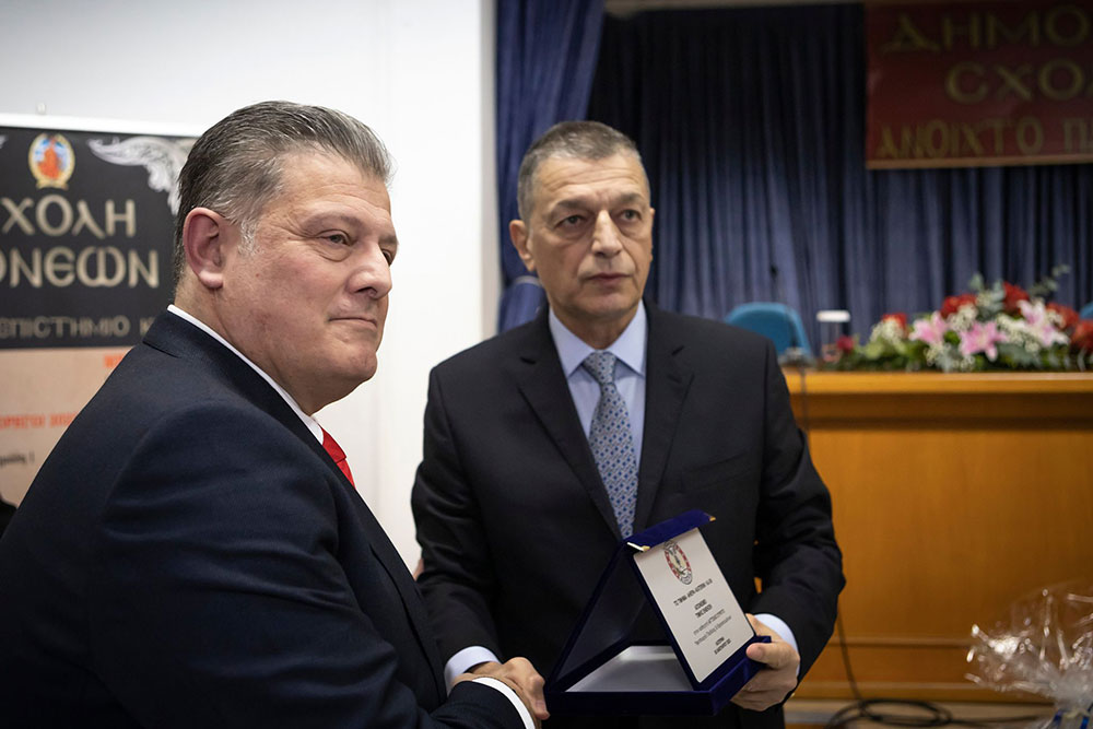 Την Δευτέρα 30 Ιανουαρίου 2023 η Σχολή Γονέων - Ανοικτό Πανεπιστήμιο Κατερίνης είχε την ιδιαίτερη χαρά και τιμή να φιλοξενεί τον κ. Άγγελο Συρίγο Υφυπουργό Παιδείας και τον κ. Αλκιβιάδη Στεφανή Σύμβουλο Κυβέρνησης επι Ακριτικών Περιοχών πρ. Υφ. Άμυνας και Στρατηγό ε.α., σε μια εξαιρετική εκδήλωση ακριβώς εκατό χρόνια μετά την έναρξη των συνομιλίων για την Σύμβαση της Λωζάνης την 30η Ιανουαρίου 1923. Η εκδήλωση πραγματοποιήθηκε σε συνδιοργάνωση του Τμήματος Κατερίνης «Ολύμπιος Ζεύς» της ΑΧΕΠΑ-ΕΛΛΑΣ.