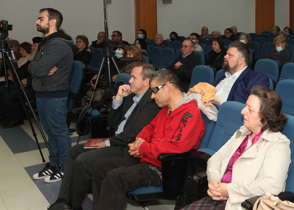 Μια «ξεχωριστή» εκδήλωση πραγματοποιήθηκε την Δευτέρα 7 Νοεμβρίου 2022 από τη Σχολή Γονέων - Ανοικτό Πανεπιστήμιο Κατερίνης σε Συνδιοργάνωση με την Ένωση Θεολόγων Πιερίας. Την παρουσίαση του βασικού ομιλητή έκανε ο Καθηγητής της Θεολογικής Σχολής Α.Π.Θ. κ. Μιχαήλ Τρίτος, προλογίζοντας τον βοσκό Ιωάννη Χασιώτη ώς ένα παγκόσμιο φαινόμενο.
